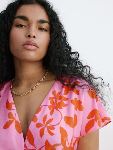 Rochie 'JAMIE' de la MANGO pe roz