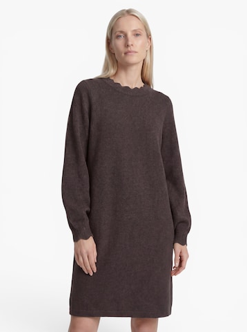 VILA Knitted dress 'VINikolina' in Brown: front
