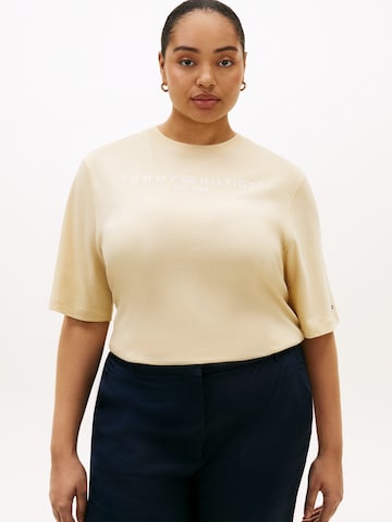 Tommy Hilfiger Curve Μπλουζάκι σε μπεζ: μπροστά