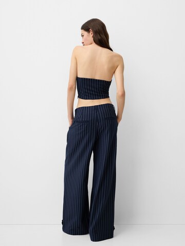 Wide leg Pantaloni con pieghe di Bershka in blu