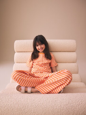 Next Set in Orange