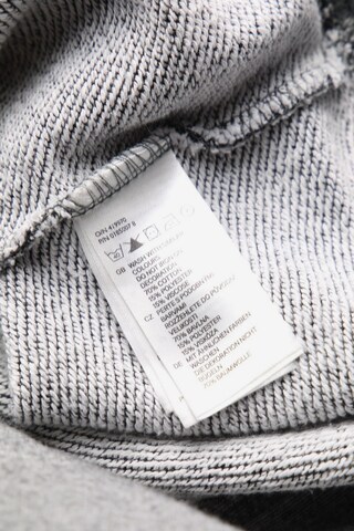 H&M Sweatshirt S in Grau