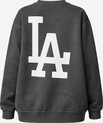 Worldclassca Oversizepullover in Grau: Vorderseite