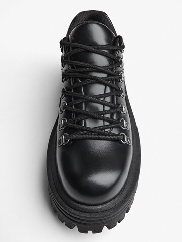 Bershka Schnürschuh 'ZAPATO NEW ROCK' in Schwarz