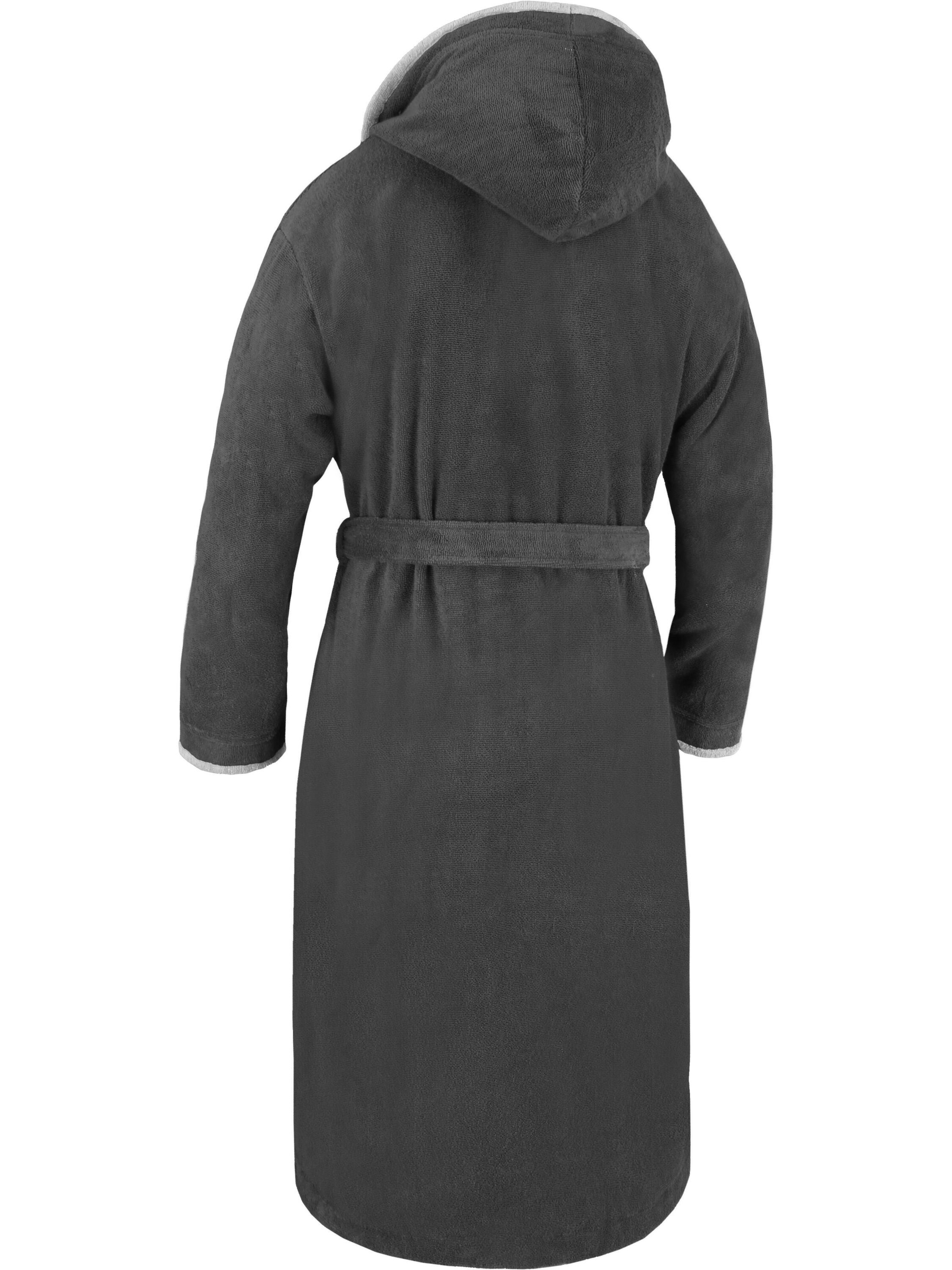 normani Badjas lang  in Zwart