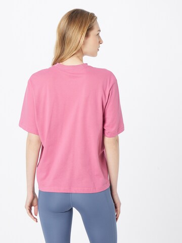 T-shirt fonctionnel NIKE en rose