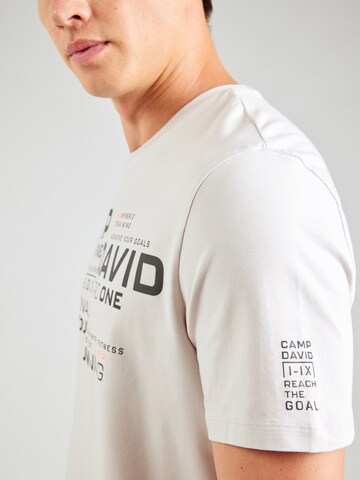 CAMP DAVID - Camiseta 'Fitness Challenge' en beige