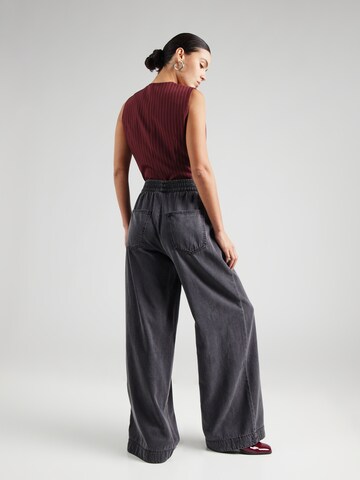 Wide leg Jeans 'PCJASMINE' de la PIECES pe negru