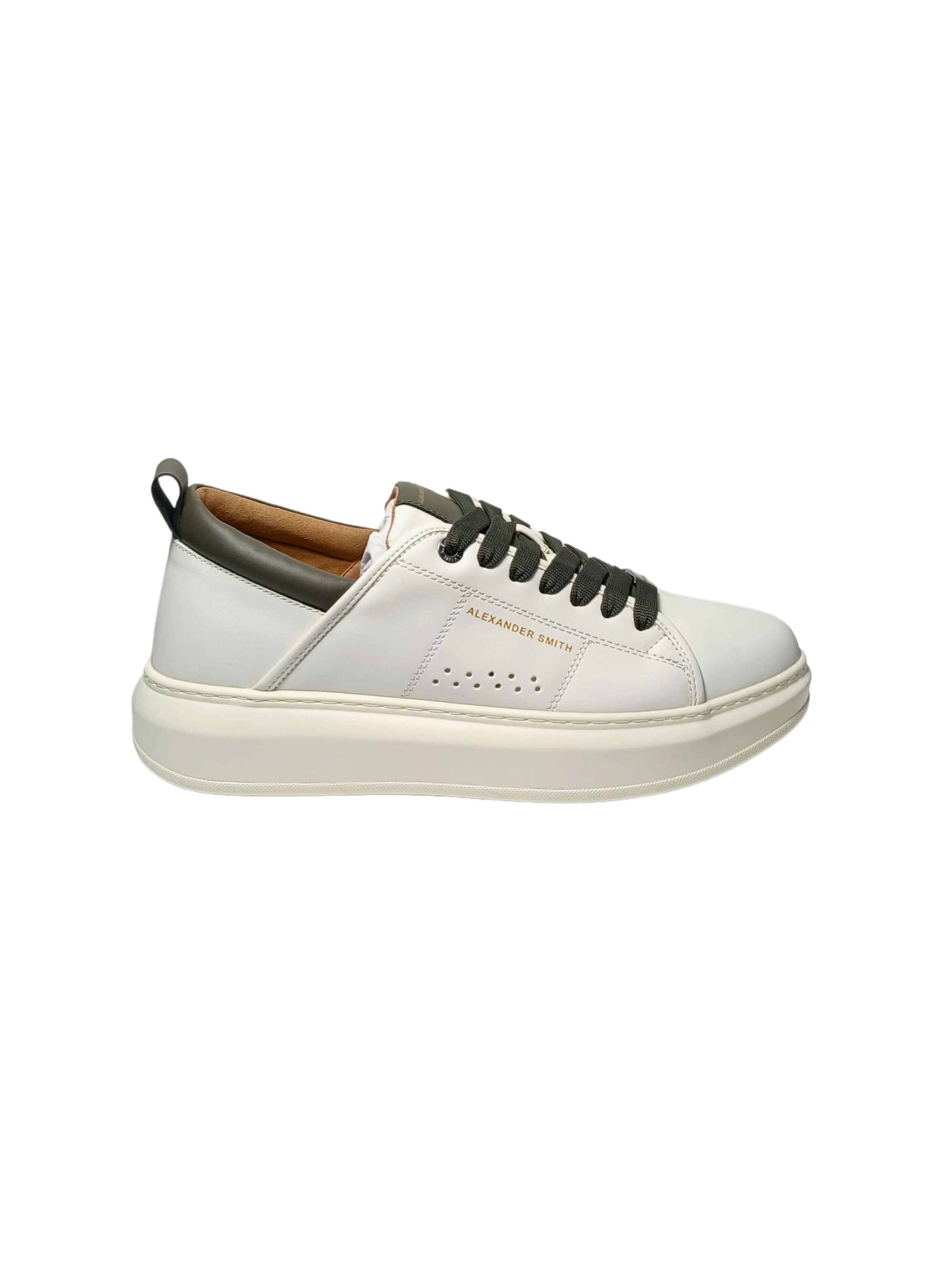 Sneaker bassa di Alexander Smith in bianco: frontale