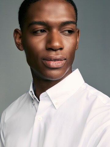 Next Regular fit Business shirt in White