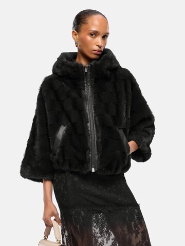 PINKO Winter jacket 'PINKO CADETIA  CAPPA ASPEN ASPETTO VISONE SCANA PELLICCIA' in Black