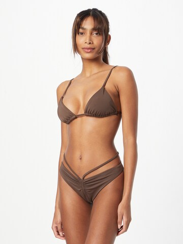 WEEKDAY Triangel Bikinitop 'Cala' in Braun