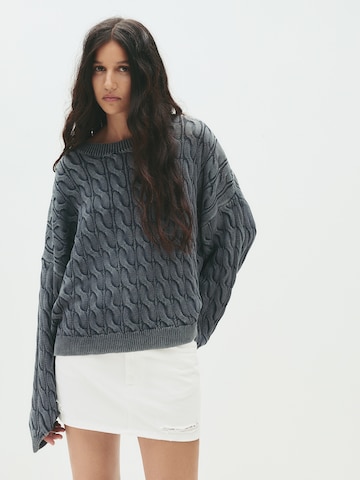 Pull&Bear Пола в бяло