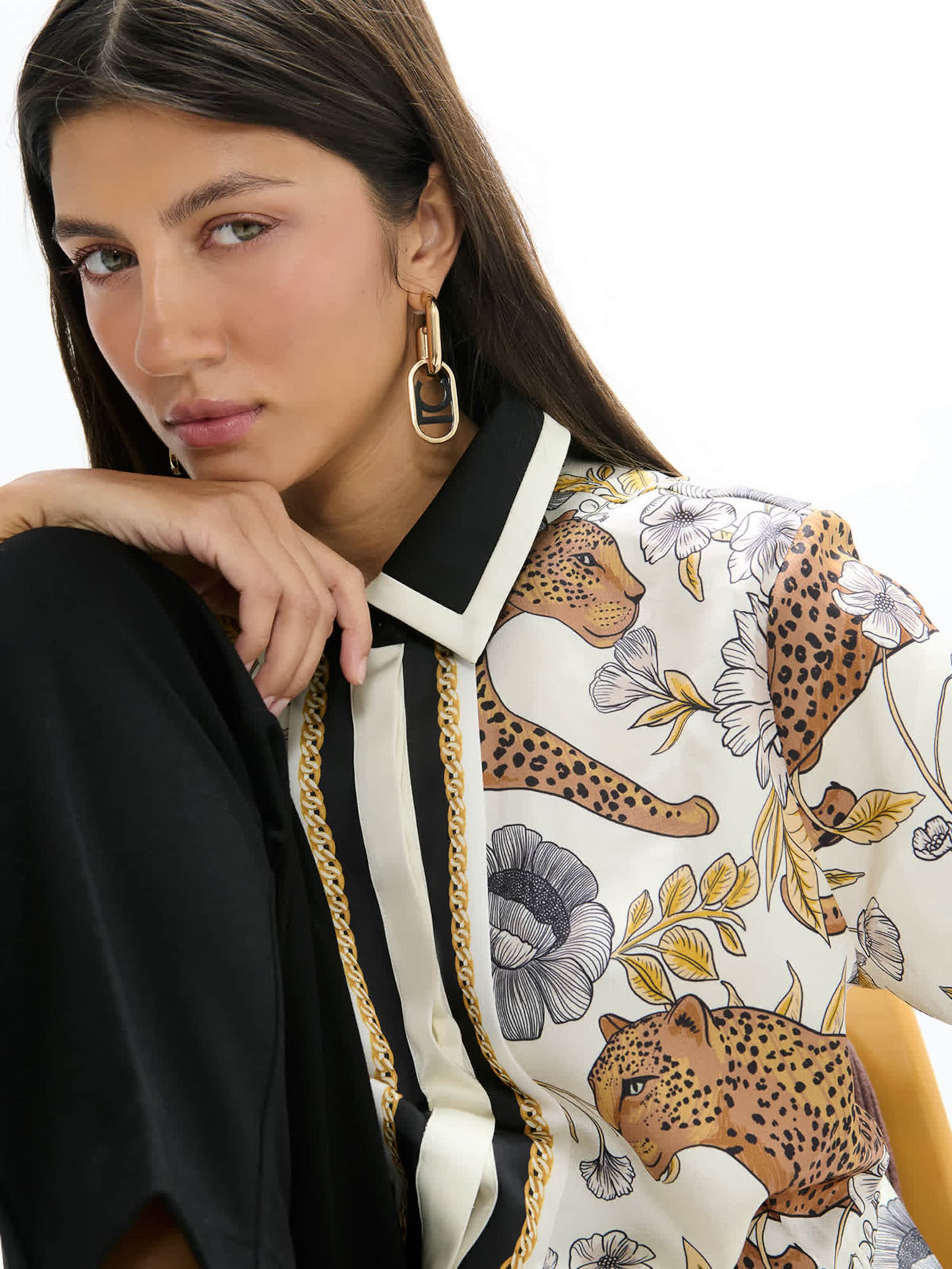 Camicia da donna di Lola Casademunt in bianco