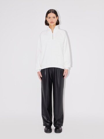 Sweat-shirt 'Dorothee' LeGer by Lena Gercke en blanc