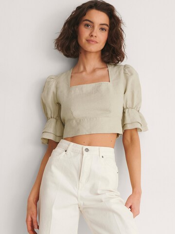 NA-KD Blouse in Beige: front