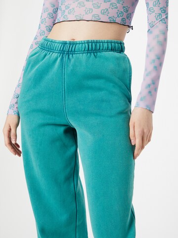 Urban Classics Tapered Broek in Groen