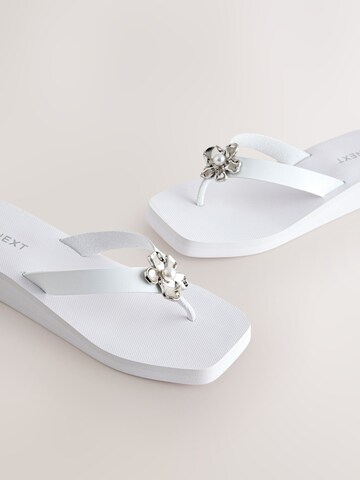 Next Japonke | bela barva