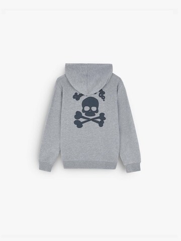 Scalpers Zip-Up Hoodie in Grey