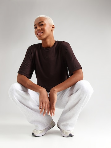 ADIDAS PERFORMANCETehnička sportska majica - smeđa boja