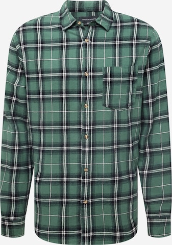 Coupe regular Chemise 'CAMDEN' Cotton On en vert : devant