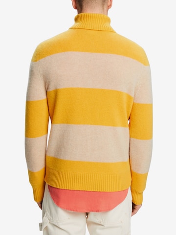 ESPRIT Sweater in Beige