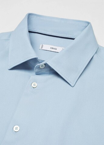 MANGO MAN Regular fit Button Up Shirt 'Arthur' in Blue