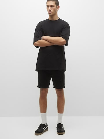 Pull&Bear Regular Shorts in Schwarz: predná strana