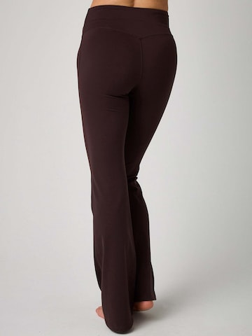 OCEANSAPART Flared Bukser 'Gianna' i brun