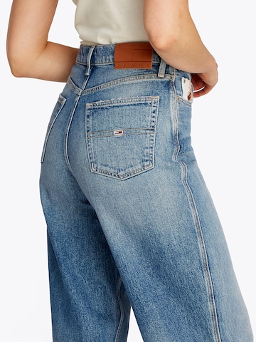 Tommy Jeans Wide leg Jeans 'CLAIRE' i blå
