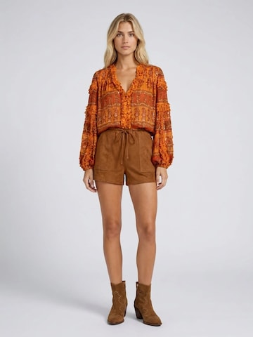 Miss June - Blusa 'Blouse Glossy' en naranja