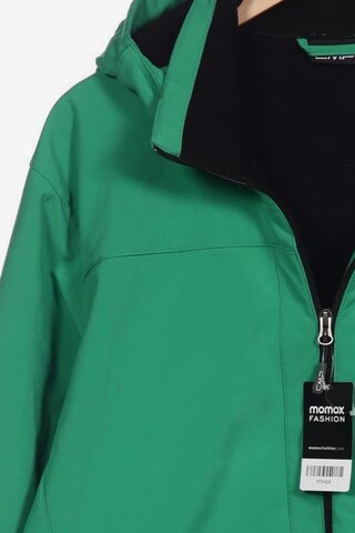 CMP Jacket & Coat in XXL in Green