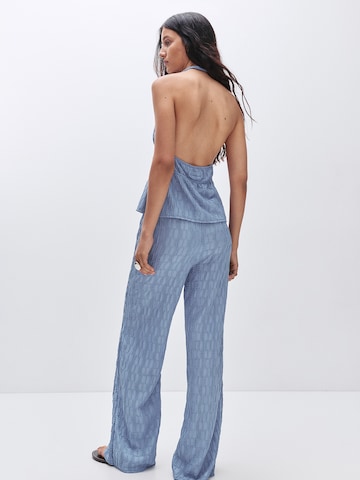 Wide leg Pantaloni de la Pull&Bear pe albastru
