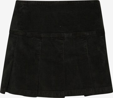 Superdry Skirt in Black: front
