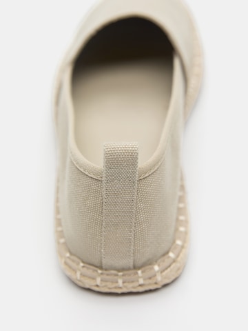 Pull&Bear Espadrilles in Beige
