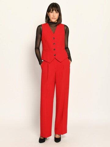 White Label by RoFa Regular Bundfaltenhose in Rot