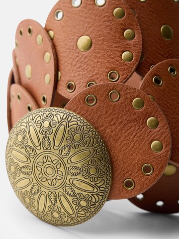 Bershka Belt in Brown