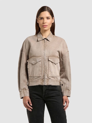 khujoPrijelazna jakna 'Nelina' - smeđa boja: prednji dio