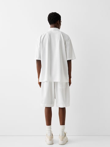 Bershka Normální Kalhoty – bílá