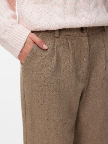 VERO MODA - regular Pantalón en marrón