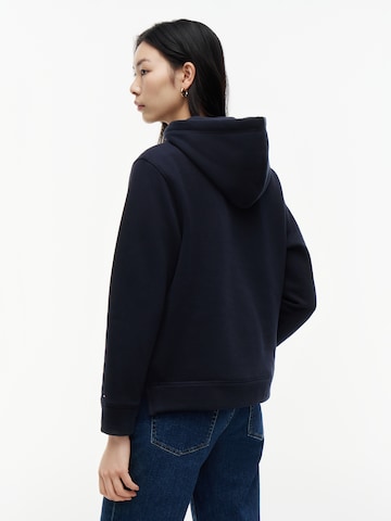 TOMMY HILFIGER Mikina - Modrá