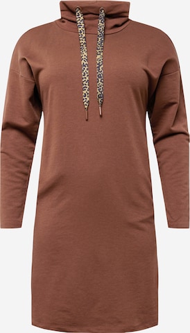 Robe 'LUCI' ONLY Carmakoma en marron : devant