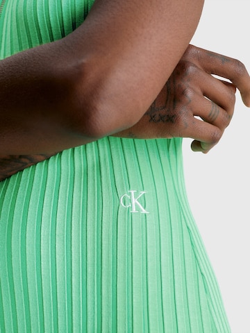 Calvin Klein Jeans فستان بلون أخضر