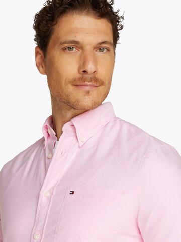 Regular fit Camicia 'HERITAGE' di TOMMY HILFIGER in rosa