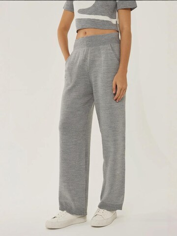 Regular Pantalon Hiccup en gris