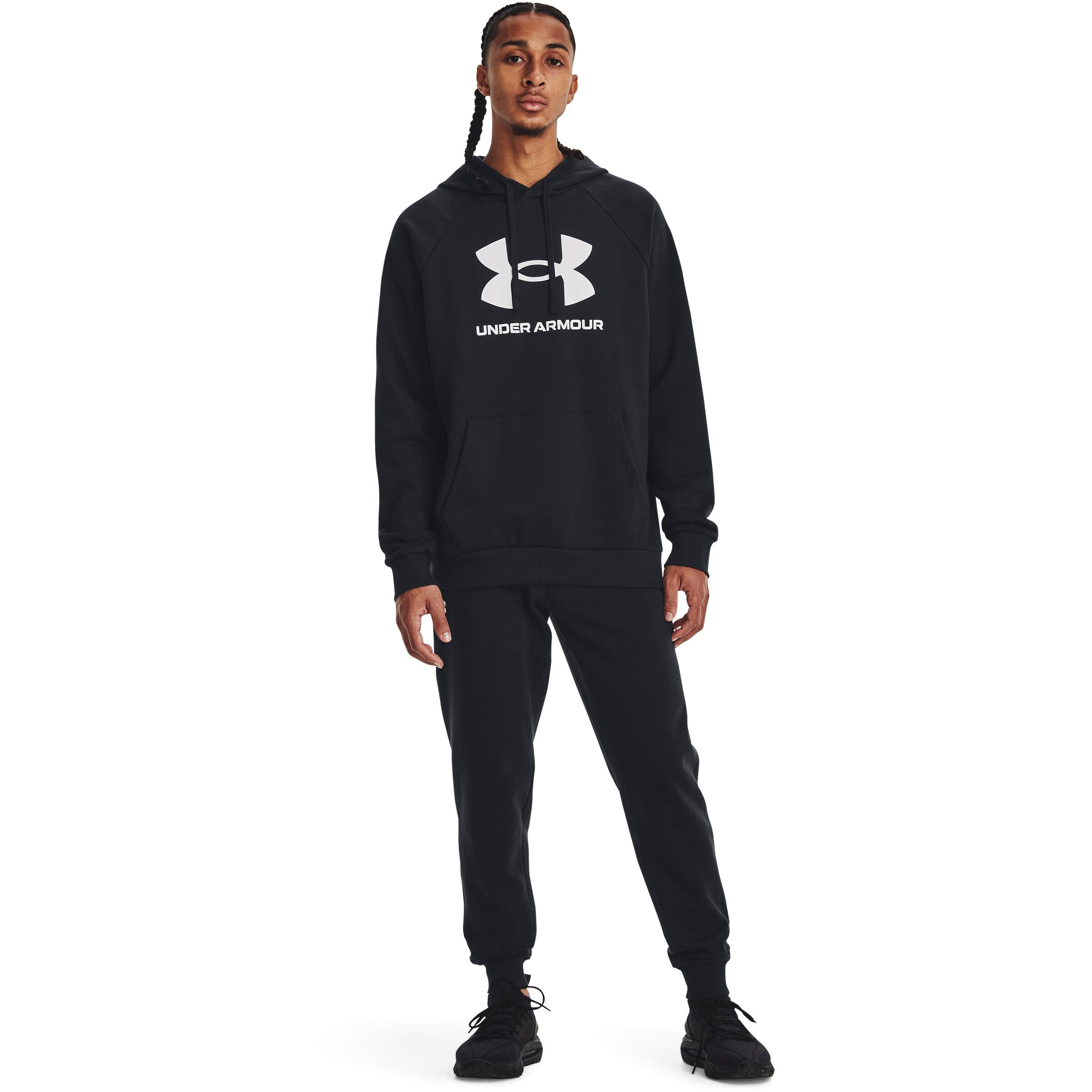 UNDER ARMOUR Athletic Sweatshirt in Black