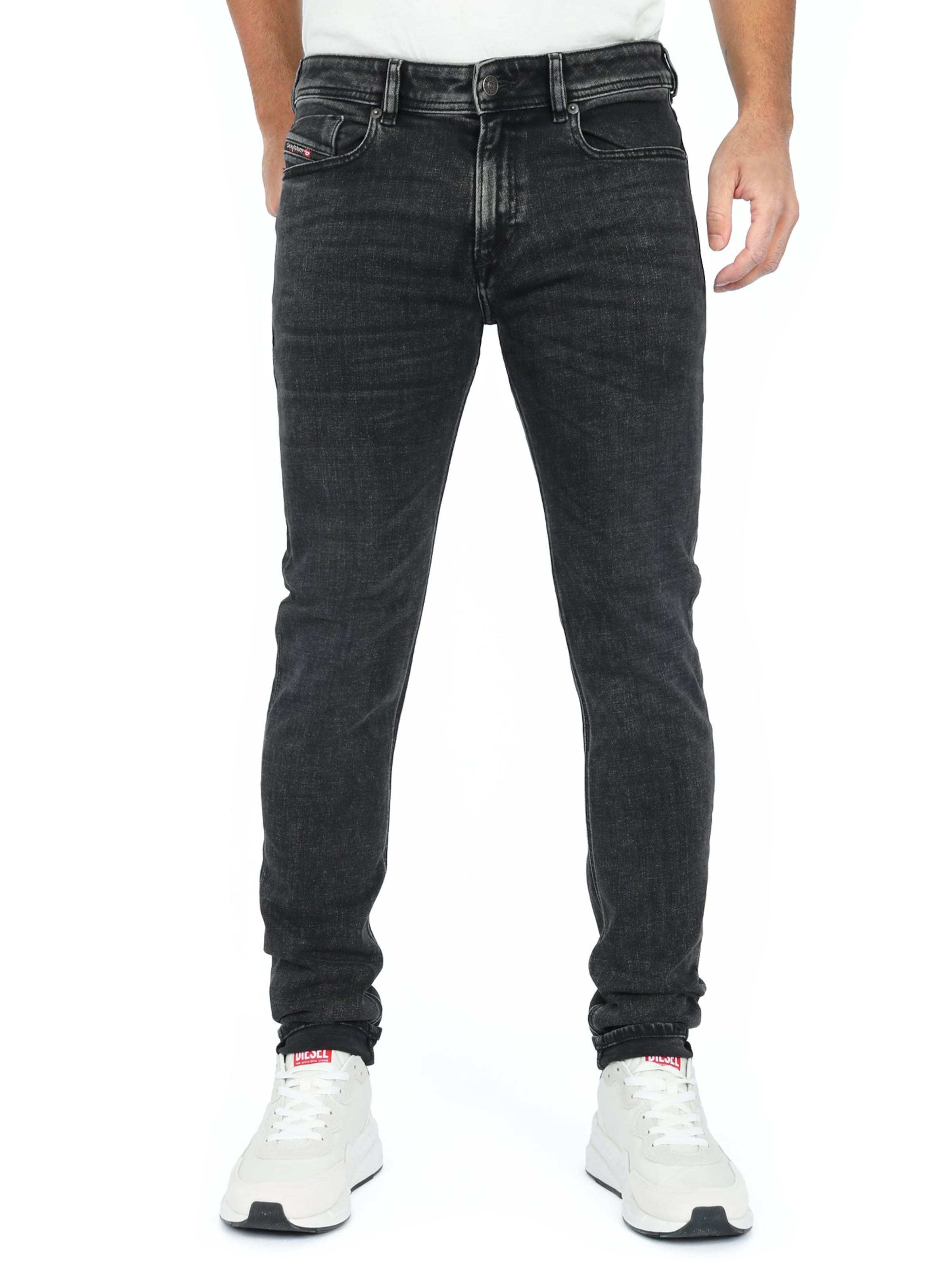 Skinny Jeans '1979 Sleenker 09C23' di DIESEL in nero