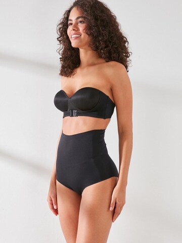 C&City Shaping slip in Black