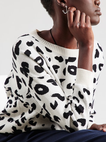 Pull-over 'Pa44ulaa' ZABAIONE en blanc