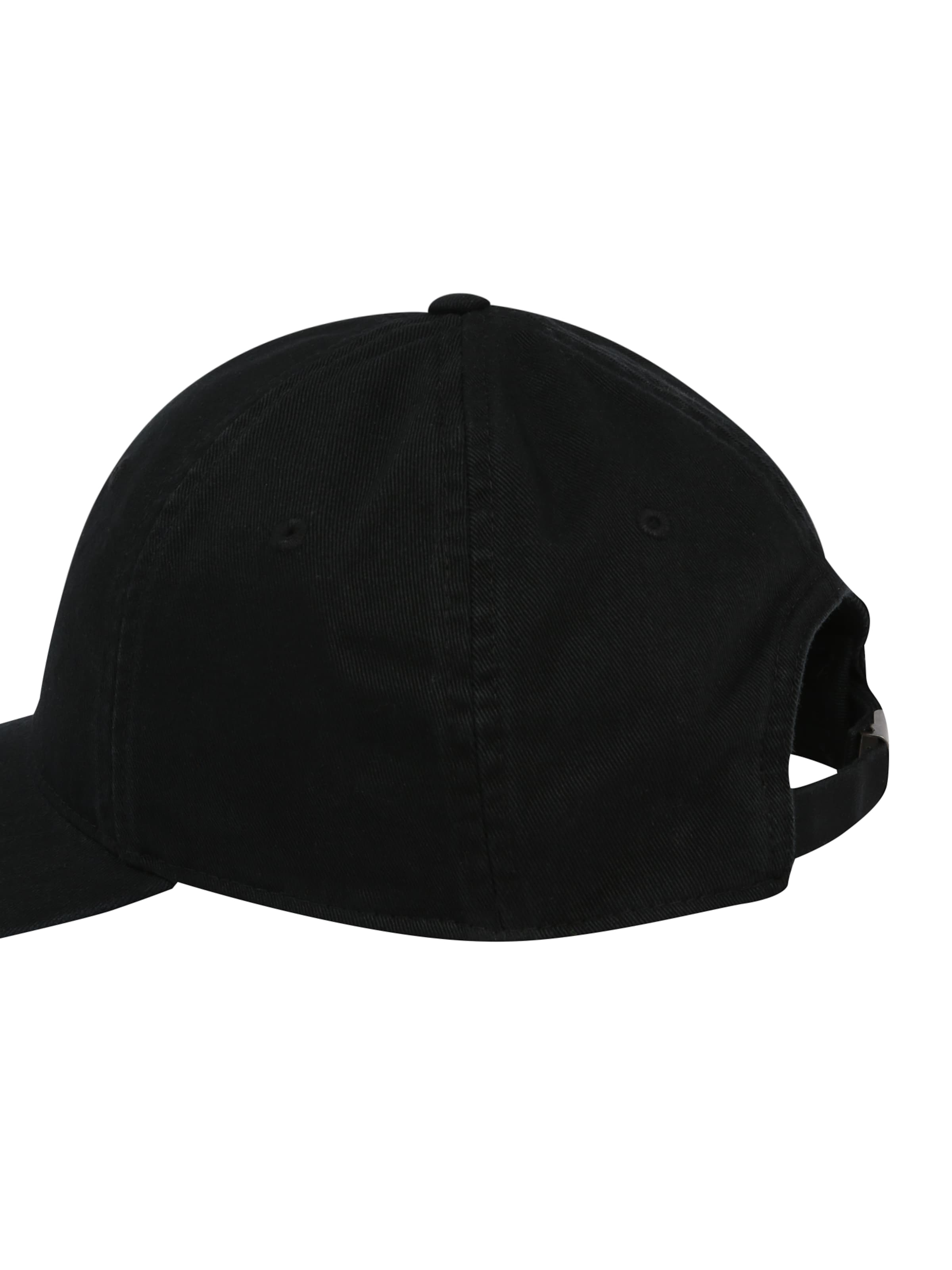 Șapcă 'Madison' de la Carhartt WIP pe negru